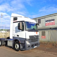 2017 (17) MERCEDES BENZ ACTROS 1843 (CHOICE 700KM CIRCA)