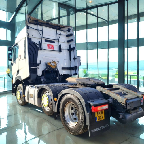 Rear View – Renault T 480