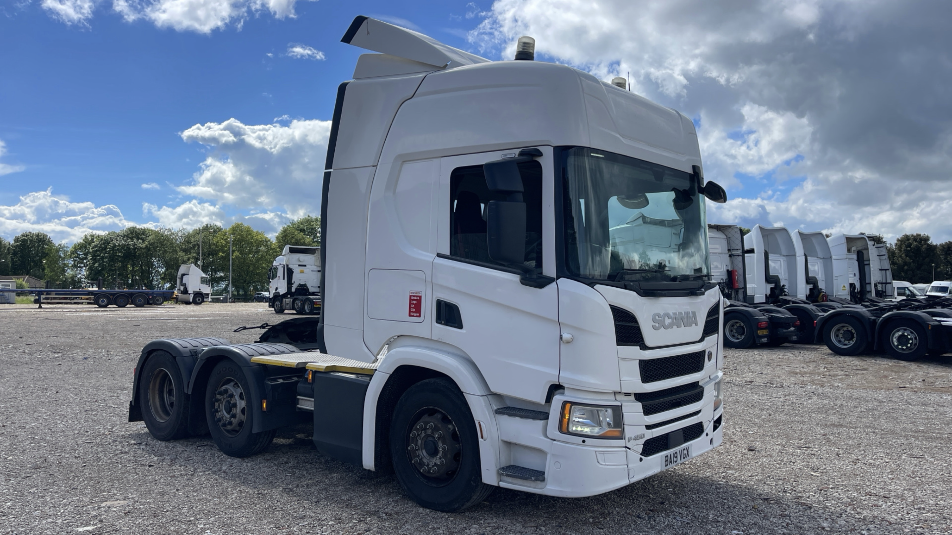 2019 SCANIA P450