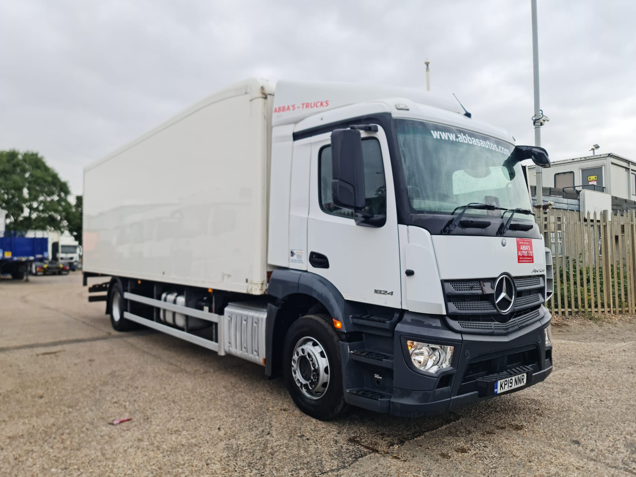 2019 MERCEDES ACTROS 1824