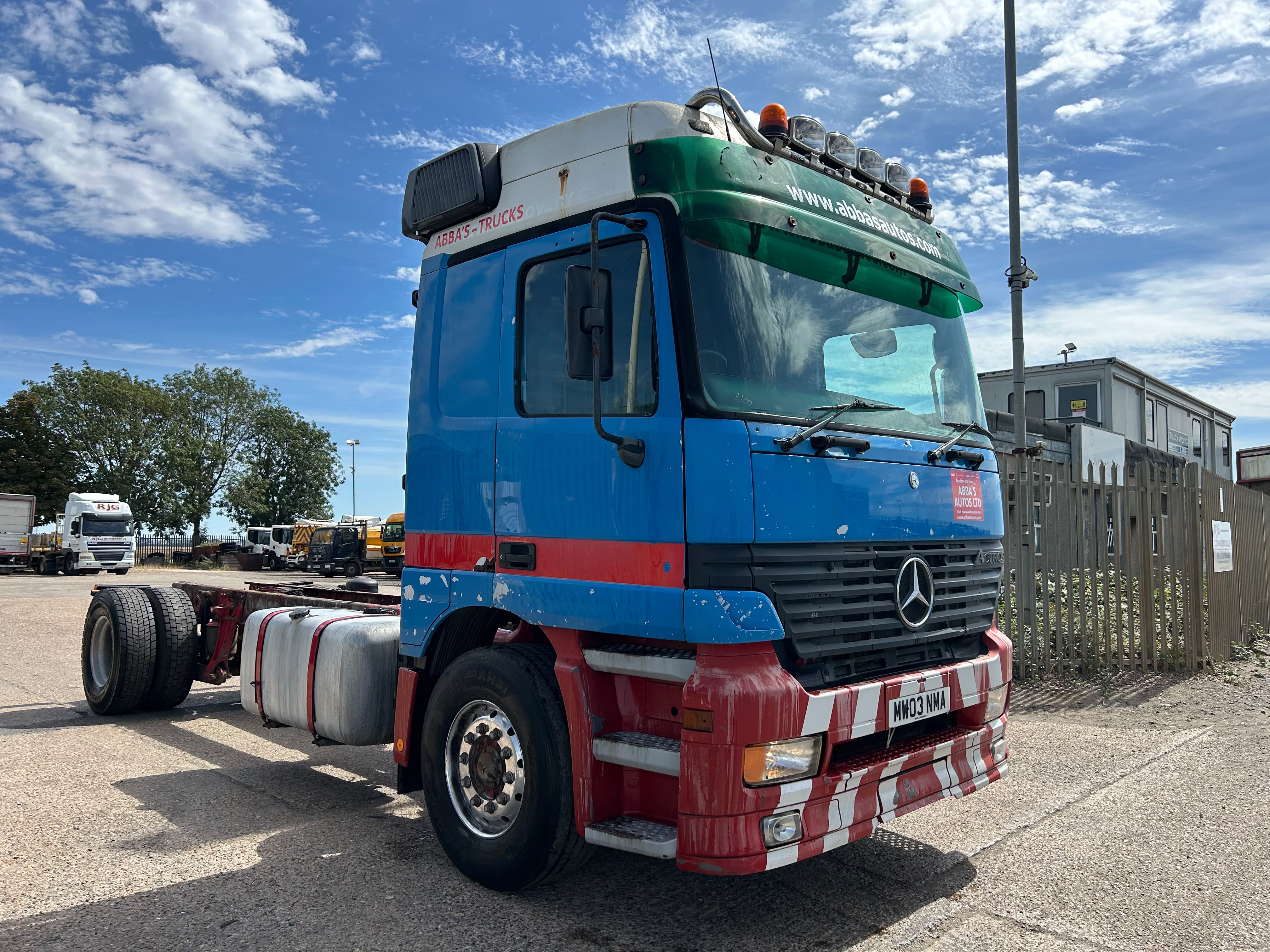 2003 MERCEDES ACTROS 1843